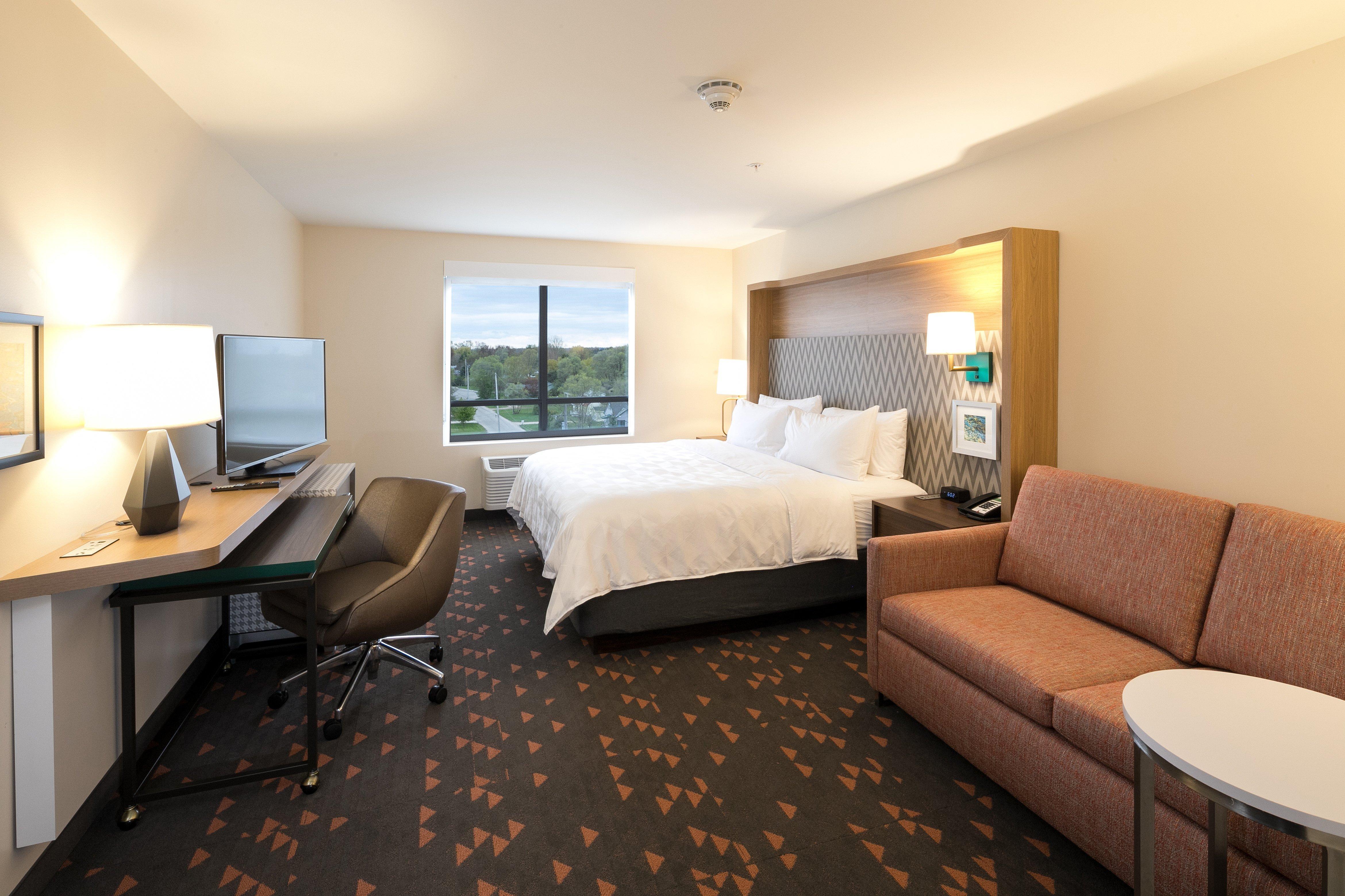 Holiday Inn Hotel & Suites - Mount Pleasant By Ihg Exterior foto