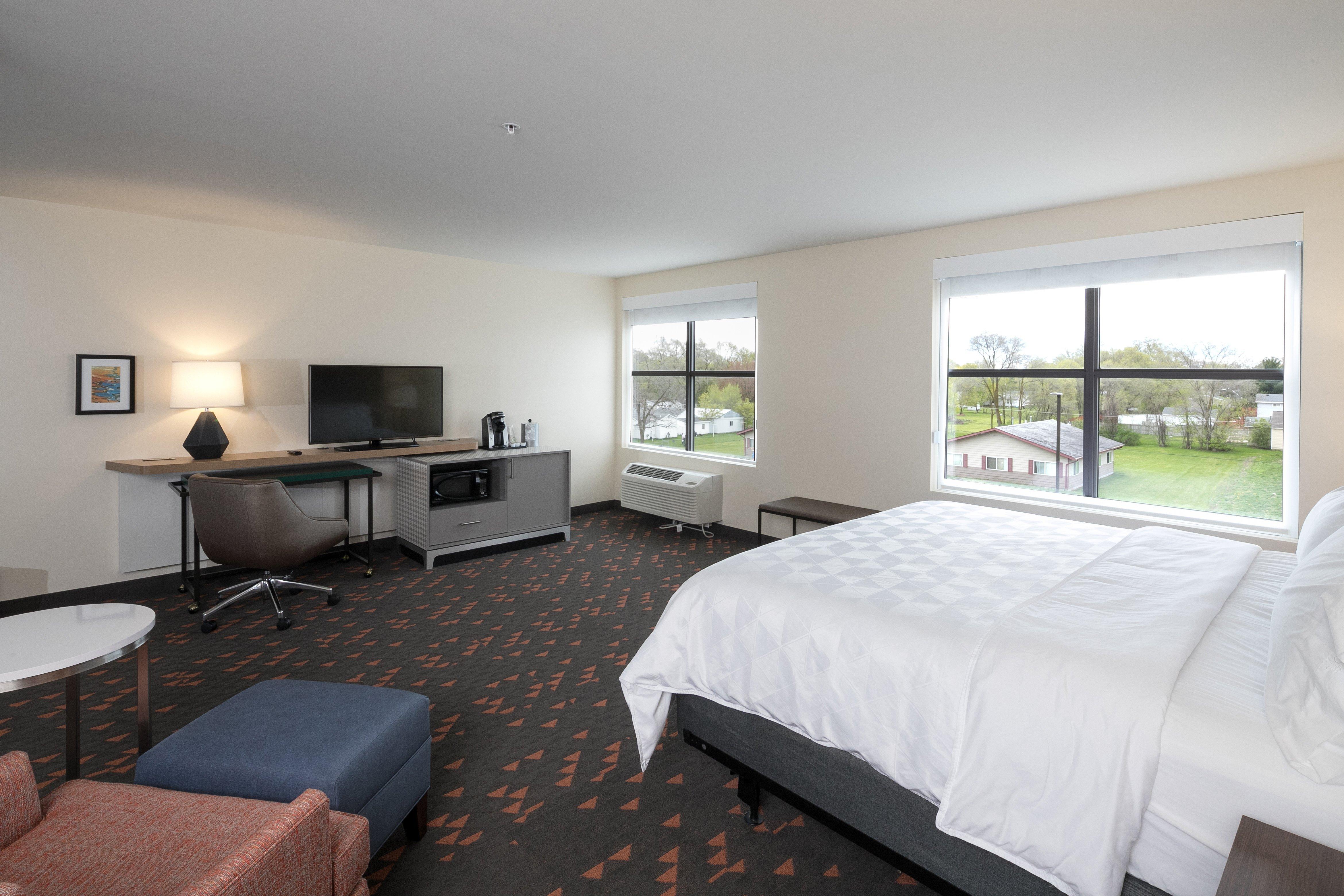 Holiday Inn Hotel & Suites - Mount Pleasant By Ihg Exterior foto